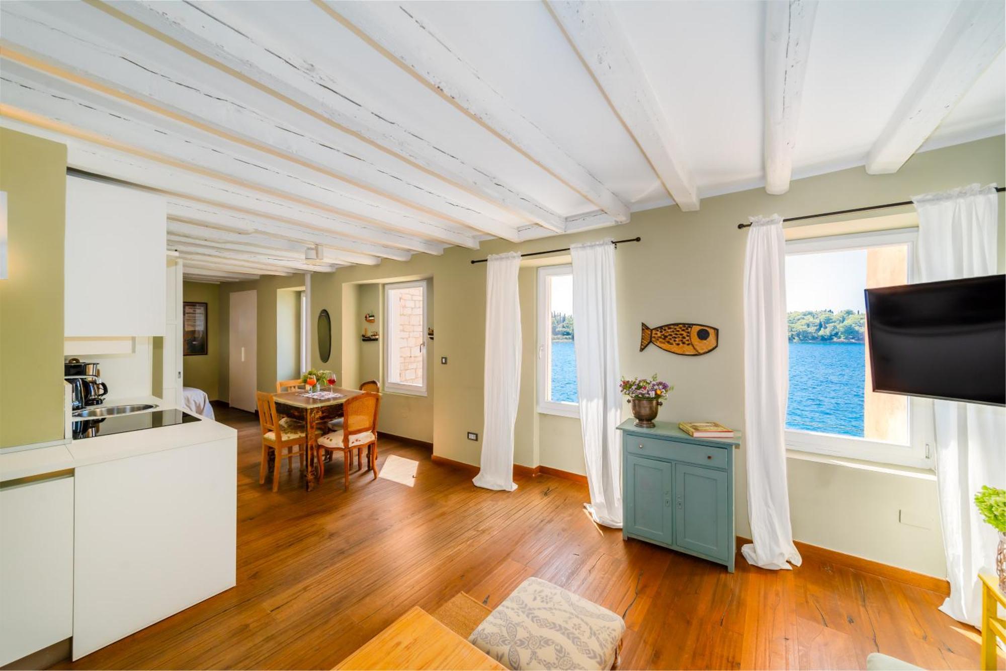 רוביני Apartment Mediterraneo מראה חיצוני תמונה